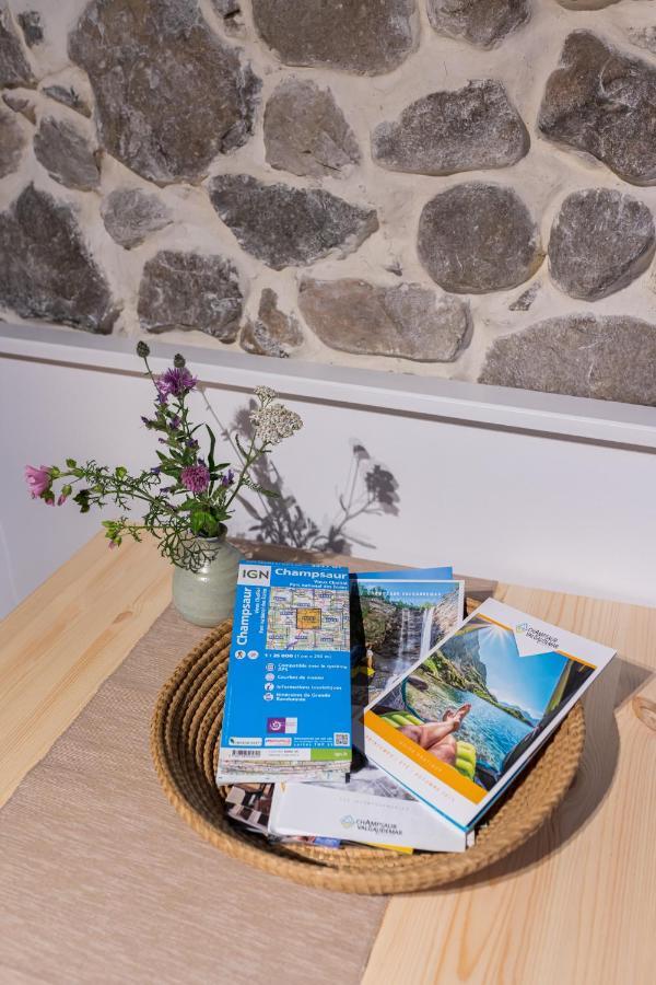 B&B Maisonnel Saint-Bonnet-en-Champsaur Exteriör bild